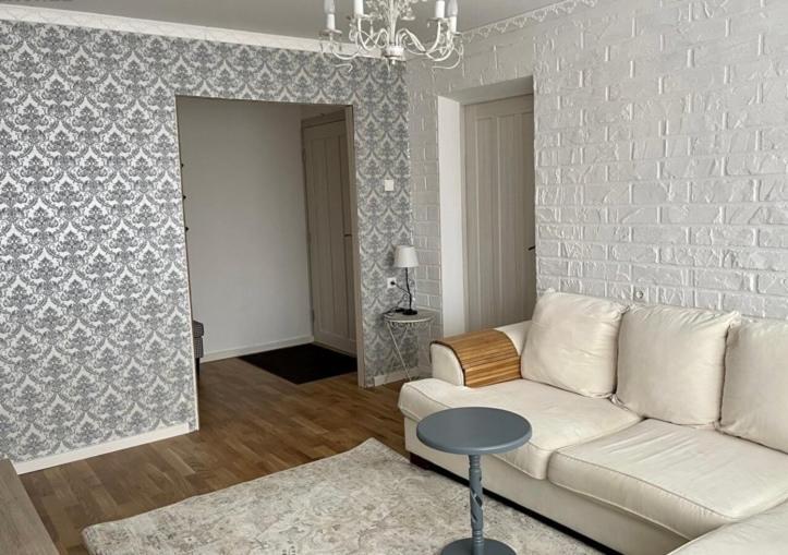 N-J Apartament Narva-Jõesuu Eksteriør bilde